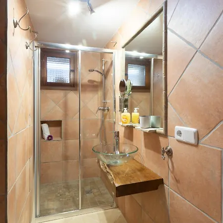 Llosia By Sunvillas Mallorca פוינסה