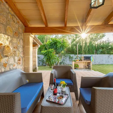 Llosia By Sunvillas Mallorca פוינסה